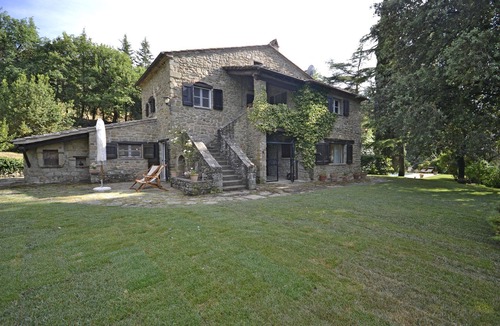 Cortona Villa | Villa in Il Castagno with 3 bedrooms sleeps 7