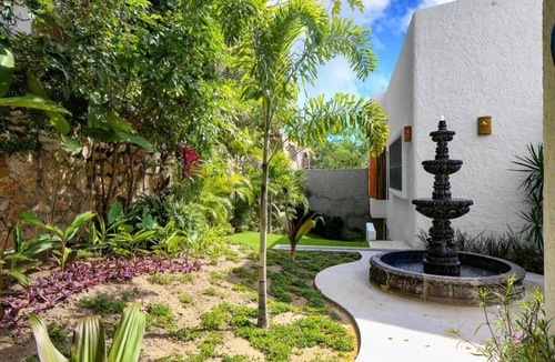 Sayulita Cabin | Villa Kiwi. Huge Pool, Steps To Town n Beach. 6 plus BRM 7.5 BTH 3 KCN