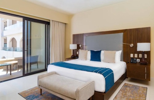 Zona Hotelera Resort | Villa La Valencia Beach Resort & Spa Los Cabos - Two Bedroom Suite Pool Viewnn