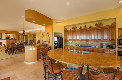 Pedregal Villa | Villa las Flores: Pacific Ocean Views & Elegant Style Pedregal. Promos Available