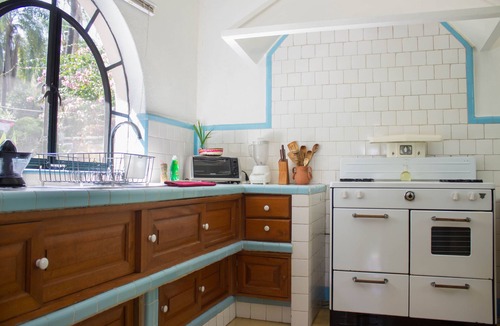 Cuernavaca House | Villa Las Palmas Perfect for couples, small families, petfriendly-Great Location