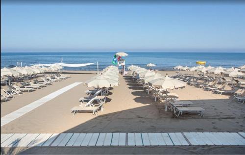 San Vincenzo Apartment | Villa Liberty with Private Beach