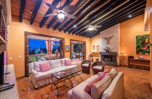 Romantic Zone Bed & Breakfast | Villa Lola - Adults Only