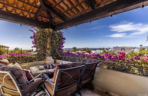Cabo Bello Villa | Villa Lucia Arch and Lands End Views - 4200 sq ft Luxury Villa