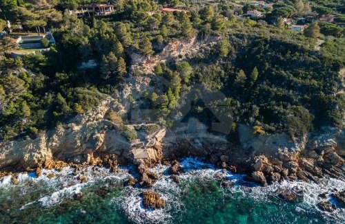 Madonna delle Grazie Villa | Villa Madonna delle Grazie con accesso privato al mare - Goelba