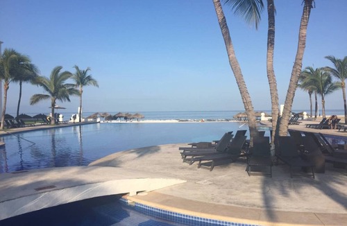 Nuevo Vallarta Condo | VILLA MAGNA BEACHFRONT (DREAM-RESORT-SPA)