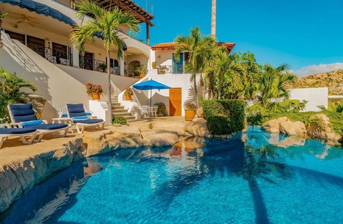 Pedregal Villa | Villa Miramar: Stunning Ocean Views Pedregal Breakfast Incl. Promos Avail