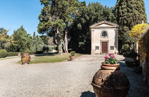Tripalle Villa | Villa Ott - Eight Bedroom Villa, Sleeps 15