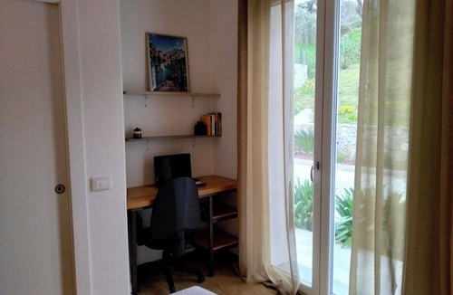 Sarzana Villa | Villa Terrace Vert, 12 seats, Saltwater pool, A/C, gym, BBQ