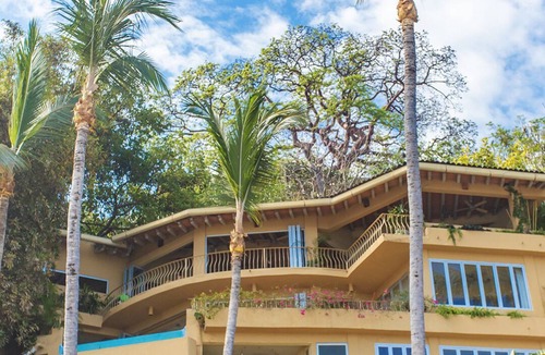Amapas Villa | Villa Vista - Private Beachfront 4 Bedroom Villa