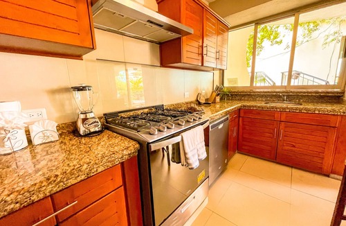 South Shore Hotel Area Condo | Villas Altas Mismaloya Pent House 3 bedroom ocean & beach views