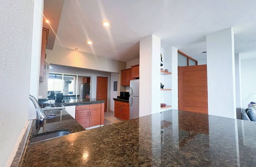 South Shore Hotel Area Condo | VILLAS ALTAS MISMALOYA B1 OCEAN VIEW