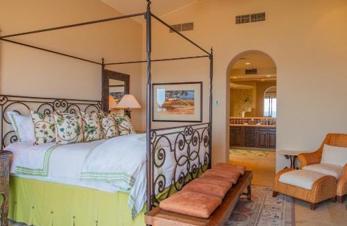 Palmilla Villa | Villas Del Mar Fully Staffed and access to Golf & Palmilla Dunes Club