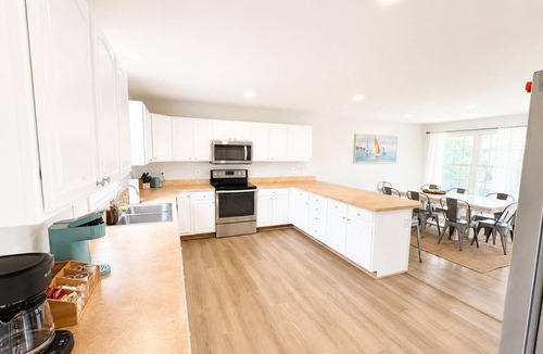 Chesapeake Beach House | Water Views Walk to Private Beach 2 King Beds Sleeps 8