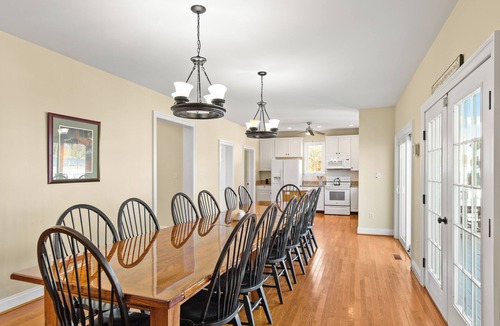 Cambridge House | Waterfront Home with Dock, Pool, Sandy Beach, Kayaks, 5BR/3.5BA Sleeps up to 20