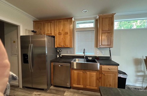 Bunker Hill House | Welcoming 3-bedroom house with WiFi in Coos Bay