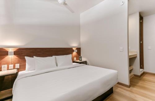 Downtown Queretaro Apartment | Wenceslao By Homirent