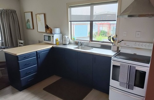 Raglan House | Where it's at - Central Raglan