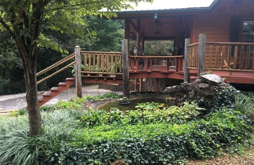 Bowling Green House | Whispering Waters Rustic Retreat