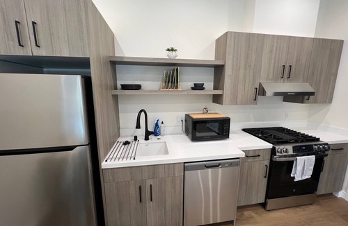 East Manhattan Beach Apartment | White Heart Beach ADU of Manhattan Beach CA