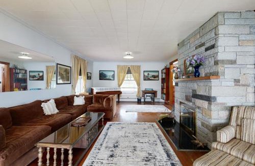 Lochmere House | Winnisquam Lake Retreat