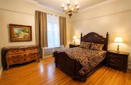 Sherbrooke Apartment | Winston Churchill - le charme Tudor au cœur de Sherbrooke