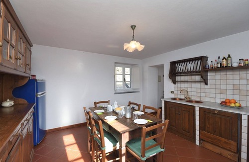 Coreglia Antelminelli House | Wonderful private villa for 6 guests with WIFI, private pool, TV and pets allowed