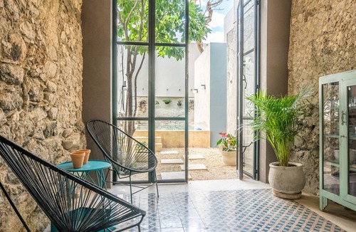 Centro House | WONDERFUL CHARMING HOUSE, TASTEFULLY DECORATED, HISTORICAL CENTRE, POOL, CULTURE