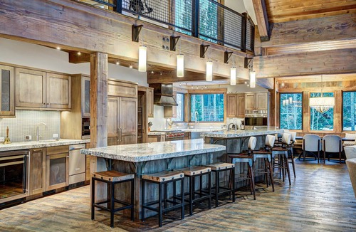 Timber Trail House | Wonderful Ski-In/Ski-Out Home w/Private Hot Tub, Shared Pool, Free WiFi, W/D