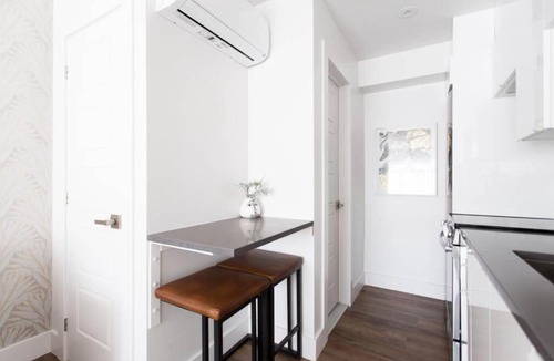 Little Italy Apartment | Wonderful Studio in Little Italy with full bath by Den Stays
