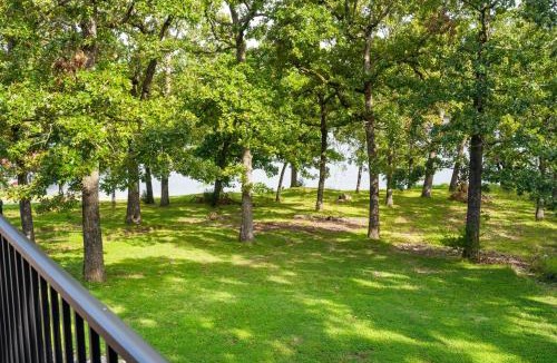 Branson Cabin | Worth the Wake