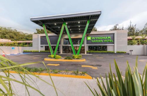 Zona Expo Hotel | Wyndham Garden Guadalajara Expo Plaza del Sol