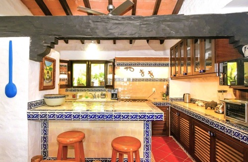 South Shore Hotel Area Villa | Your Own Private Villa and Pool, Amazing Views, 5 min Walk to the Beach!