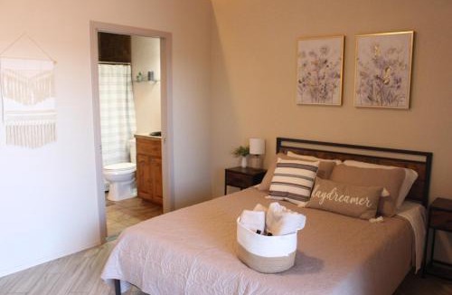 Yuma Apartment | Yuma Sunset Villa