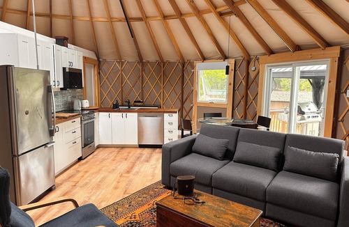 Lanark Highlands Cottage | Yurtopia on the Lake