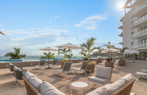 La Puntilla Apartment | Zantamar 103C: Beachfront Suites in La Cruz