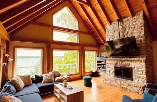 Big Bay Cottage | Zeta's Beachfront Cottage on Georgian Bay