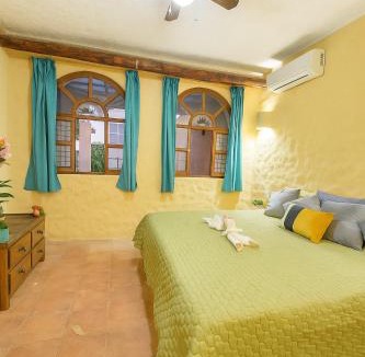Ixtapa - Zihuatanejo House | Zihua 6bed 3bath Home for 12 with Direct Access to Beach