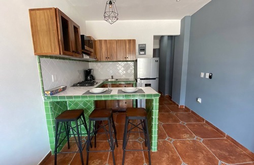 Emiliano Zapata Apartment | Zona Romantica A/C WIFI Roof Top/Pool Private Balcony Apt#5
