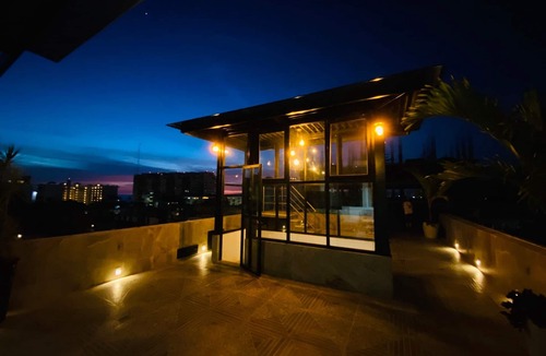 Emiliano Zapata Apartment | Zona Romantica A/C WIFI Roof Top/Pool Private Balcony Apt#5
