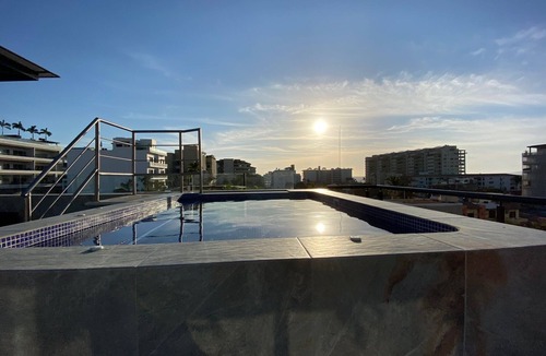 Emiliano Zapata Apartment | Zona Romantica A/C WIFI Roof Top/Pool Private Balcony Apt#5
