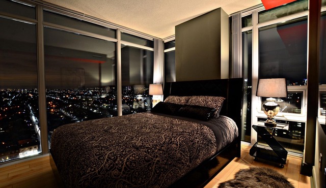 1Bedroom Sub-penthouse Luxurious New Condo with Gorgeous Views, downtown Toronto