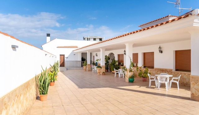 2 bedroom accommodation in San Juan de los Terrer