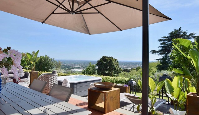 2 bedroom beautiful home in Camaiore