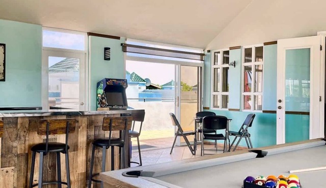 #25 5,000 SqFt Penthouse w/Private Rooftop Loft