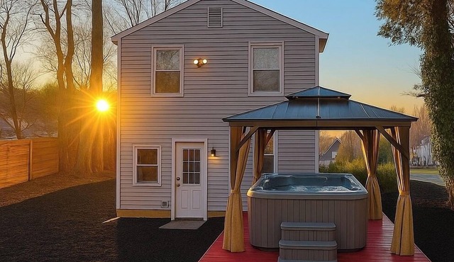 2BR Lakefront Cottage | Hot Tub, Fire Pit & Lake Access