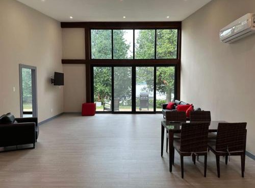 3-bedroom Lakefront Villa #3