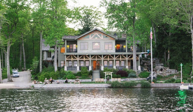 36 Acre Lakeside Estate - Experience The Gated Private Estate w/Guest Cabins.