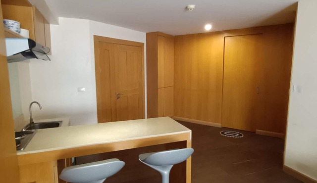 A Bedroom and Den next to MRT