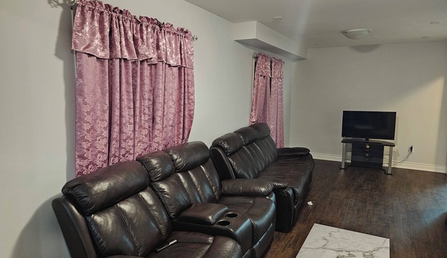 A home for a getaway Located in markham with 3 bedrooms and 3 washrooms .